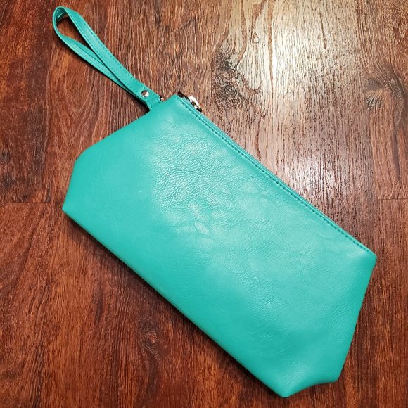 L'Aveu Cosmetic Bag 11x6 - Picture 1 of 1